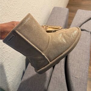 Bearpaw girl Beige Suede Boots